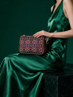 Rosette Brocade, Silk-Road Glow (22 × 14 cm)