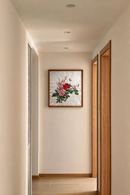 Shu-Brocade Butterflies among Peonies and Plum Blossoms · Square Framed Silk Art