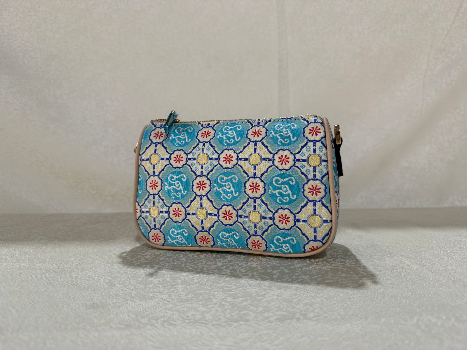 Shu Brocade Crossbody Pouch, Rhombus-grid Scroll-grass Pattern.